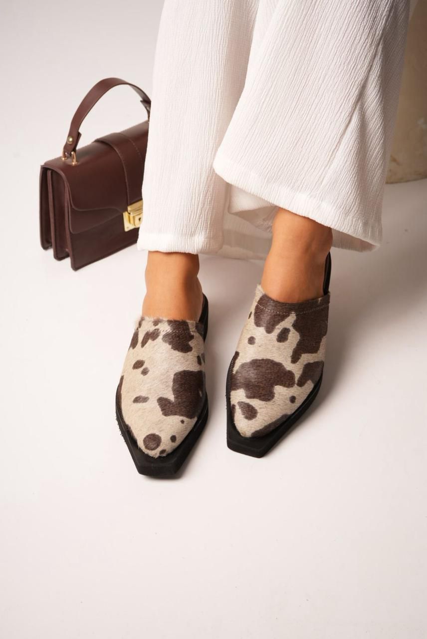 Flats chic cow