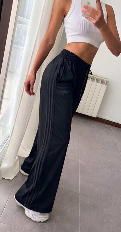Pantalon adi