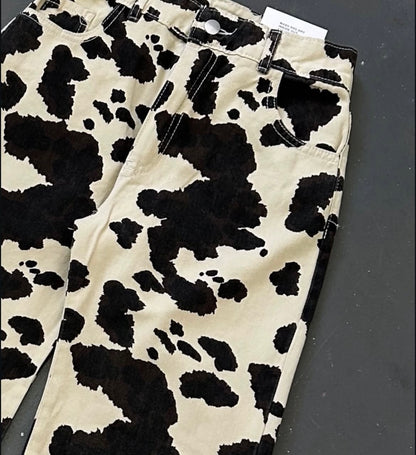 Wide leg cow